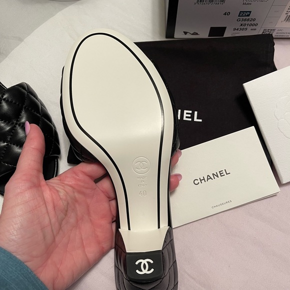 SOLD SOLD Chanel sold out 22P size 40 black shoes brand new in box - Picture 6 of 8